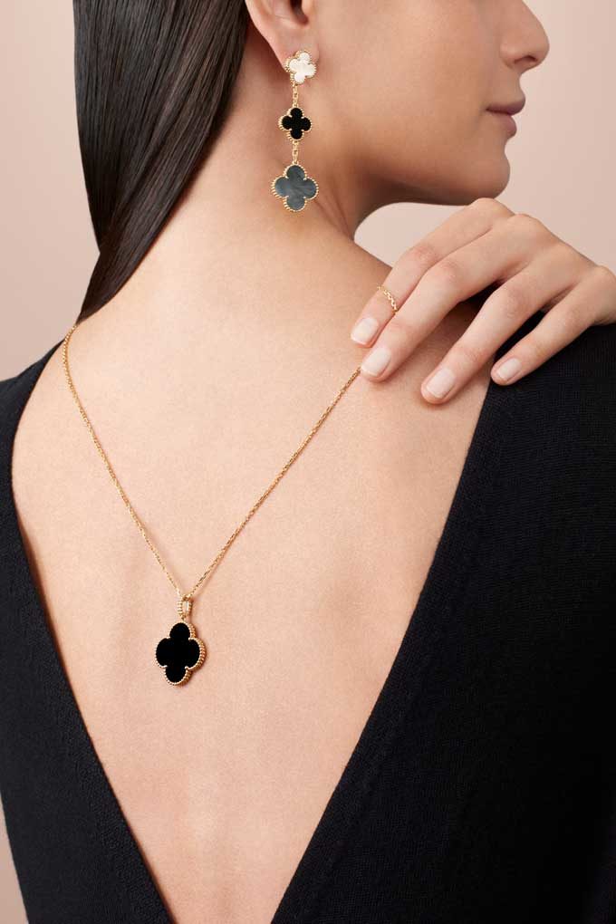 Elegance Defined: Navigating the Timeless Splendor of Van Cleef & Arpels Necklaces